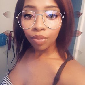 Meet your Posher, Candii